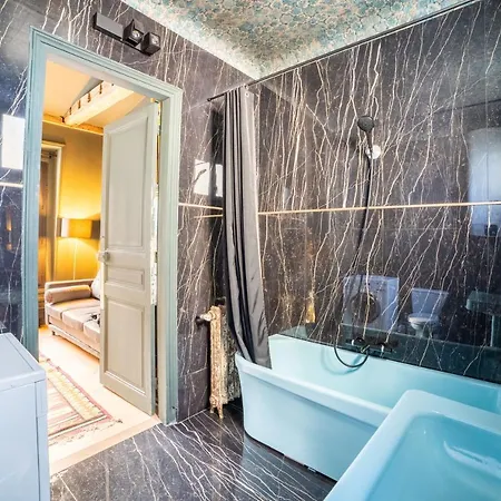 Flat Opera Vendome Residence-2
